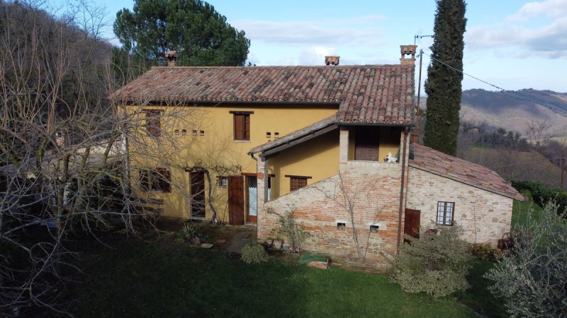 Solar em Montefelcino