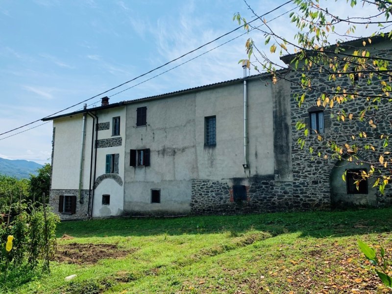 Half-vrijstaande woning in Villafranca in Lunigiana