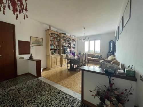 Apartamento em Prato