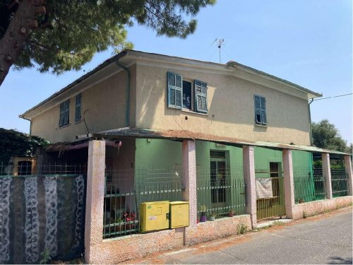 Einfamilienhaus in Albenga