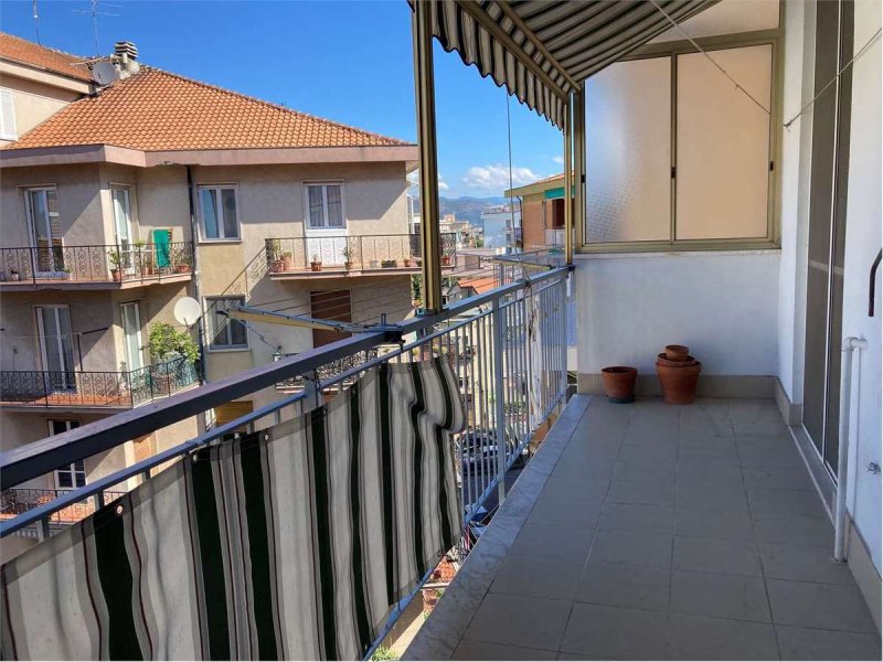 Apartamento em Albenga