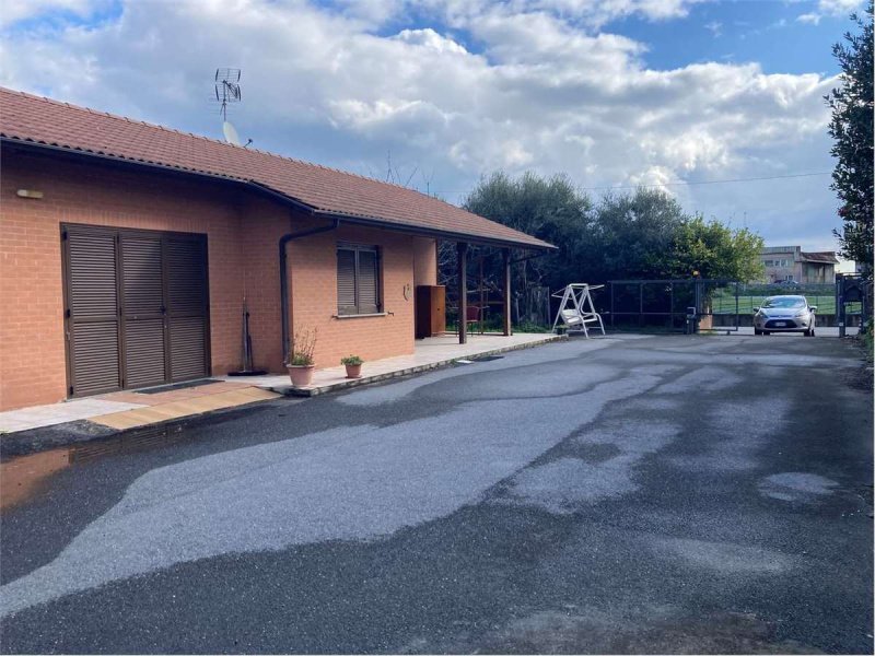 Detached house in Albenga