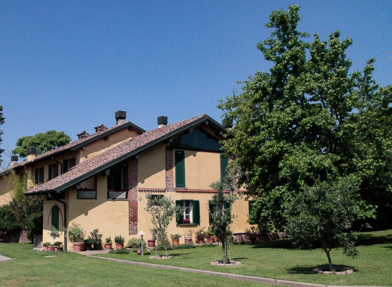 Casa indipendente a Pieve Emanuele