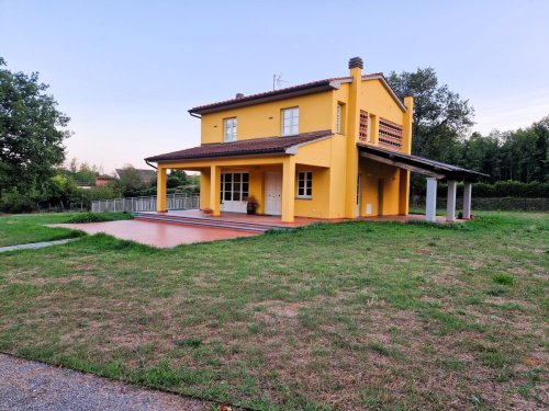 Villa à Castelfranco di Sotto