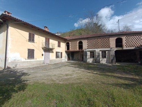 Detached house in Vinchio