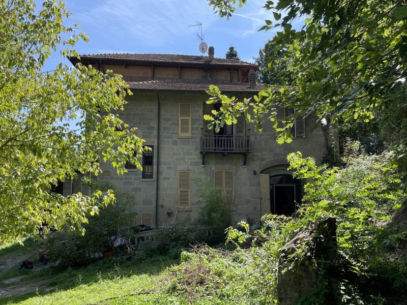 Moradia em Arquata Scrivia