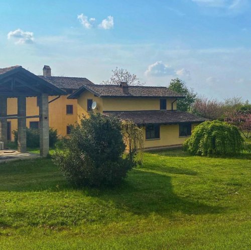 Casa de campo em Cassano Spinola