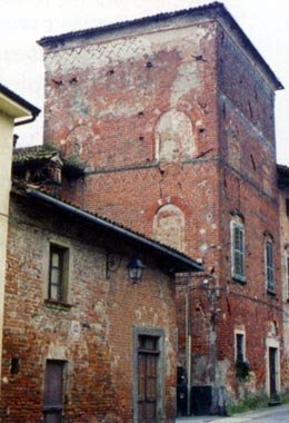 Historiskt hus i Cassine