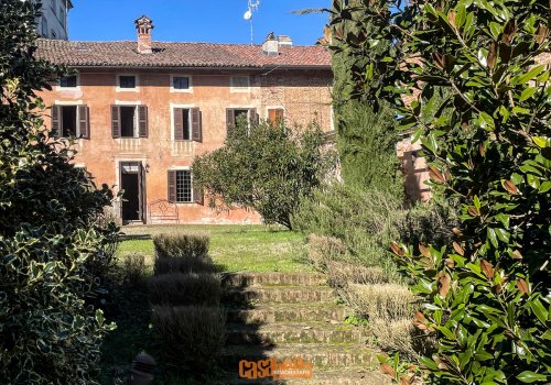 Landhaus in Lu e Cuccaro Monferrato