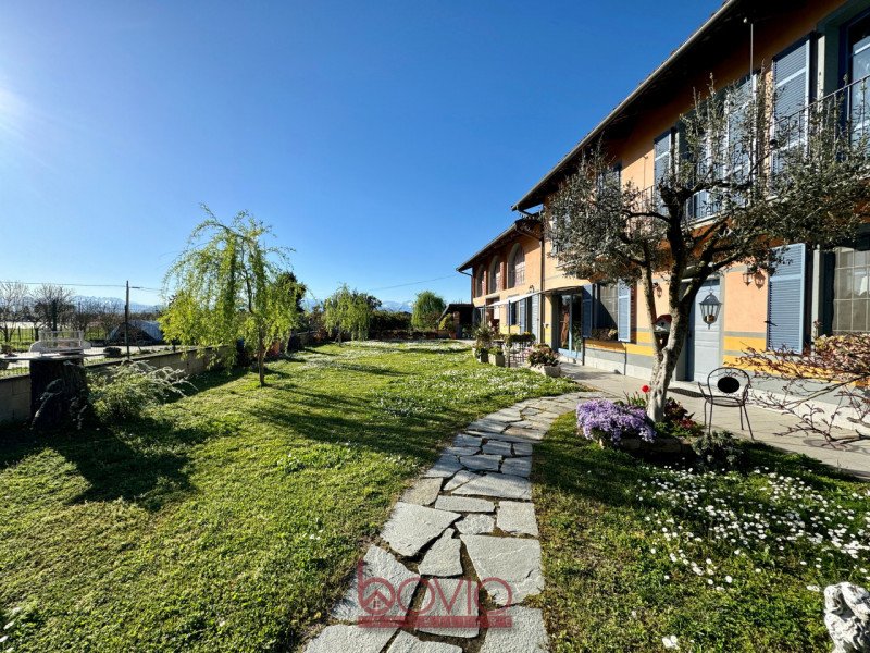 Country house in Castiglione Torinese