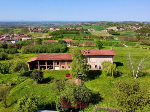 Country house in Antignano