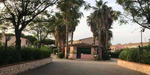 Особняк в Кампофеличе-ди-Рочелла