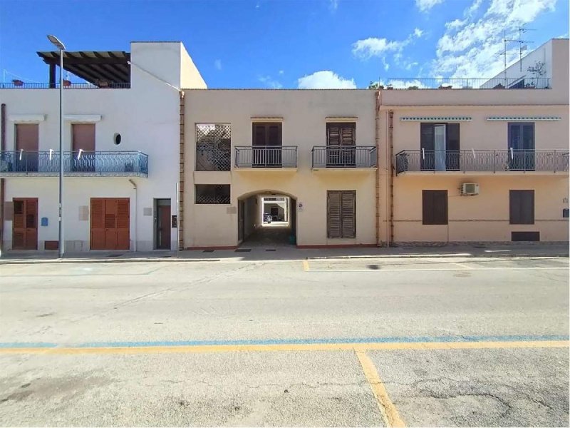 Квартира в Сан-Вито-Ло-Капо