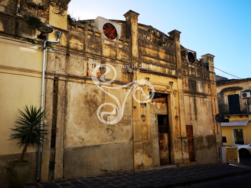 Casa independiente en Noto