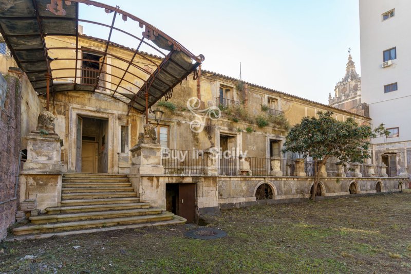 Palast in Catania