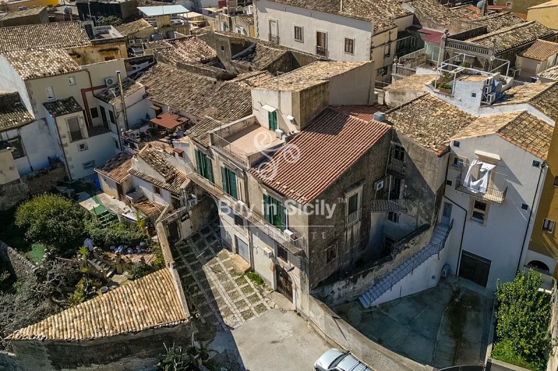 Casa indipendente a Noto