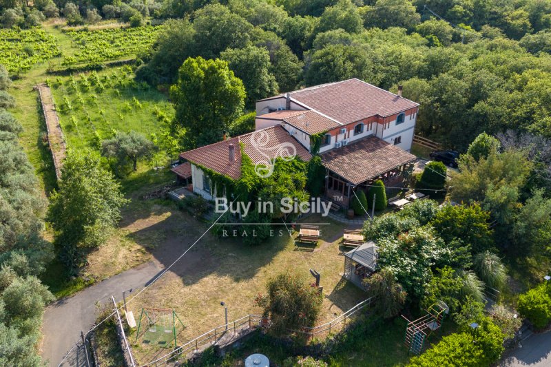 Villa in Castiglione di Sicilia