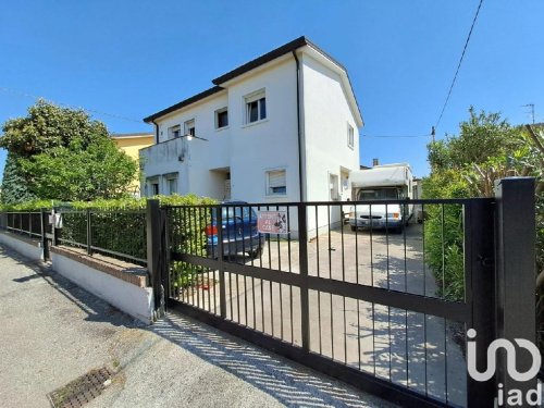 Detached house in Rovigo