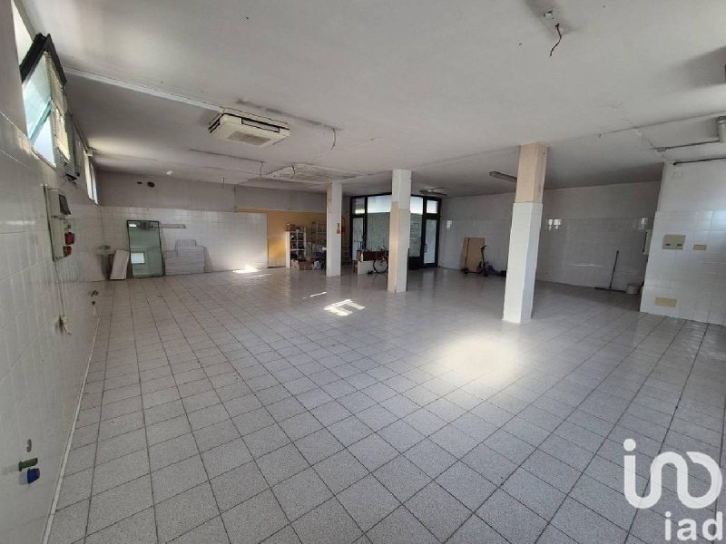 Commercial property in Santa Maria di Sala