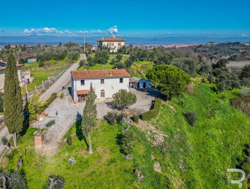 Casa indipendente a Montopoli in Val d'Arno