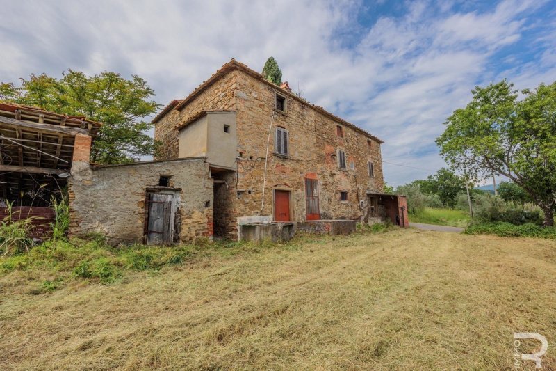 Farmhouse in Capolona