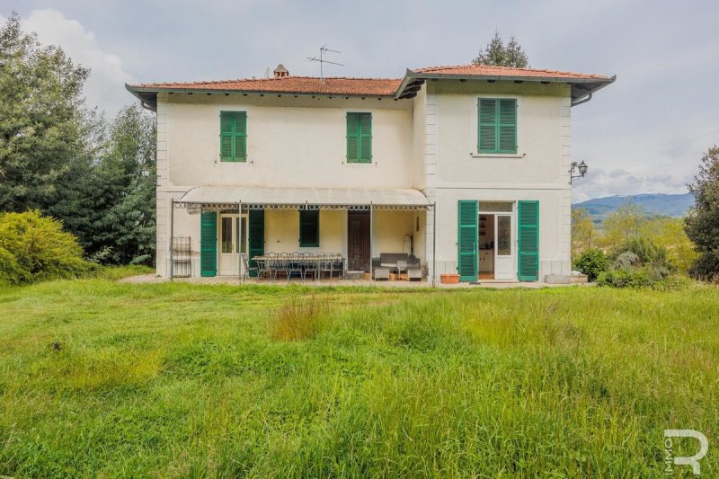 Villa à Castelnuovo di Garfagnana