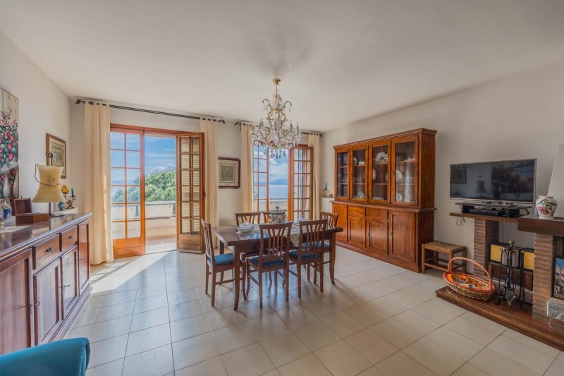 Apartamento em Piombino