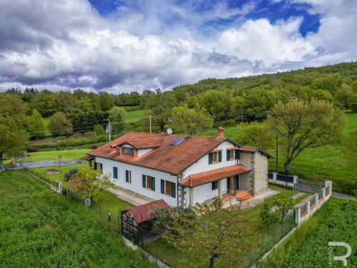 Villa in Pratovecchio Stia