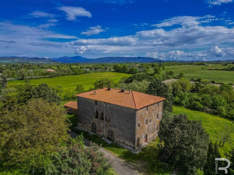 Casolare a Pitigliano