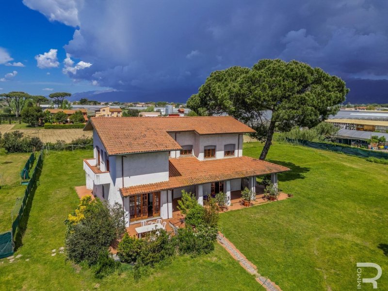 Villa in Viareggio