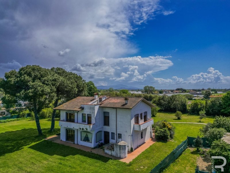 Villa in Viareggio