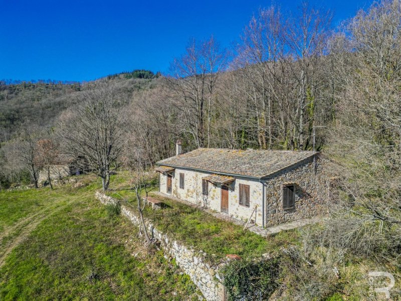 Huis op het platteland in Montieri