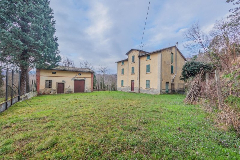 Country house in Marradi