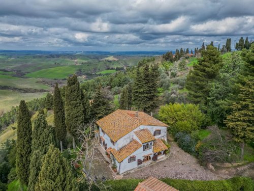 Hus på landet i Volterra