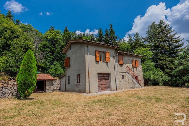 Hus på landet i Abbadia San Salvatore