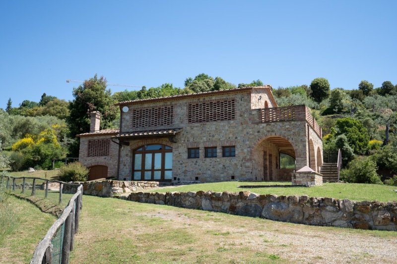 Casa di campagna a Gambassi Terme