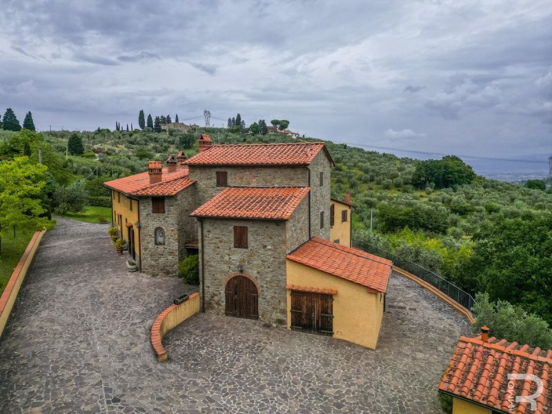 Casa di campagna a Carmignano