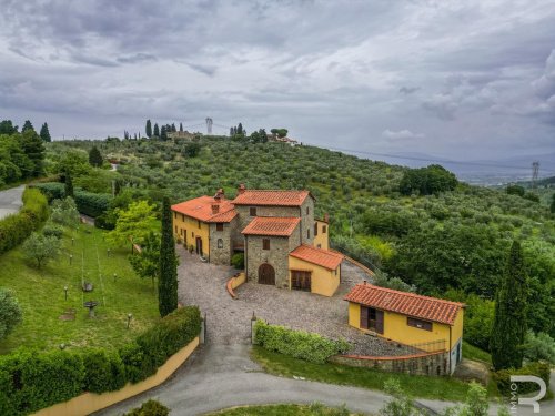 Casa di campagna a Carmignano