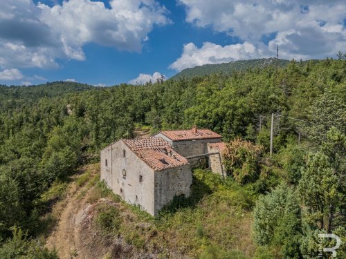 Huis op het platteland in Montieri