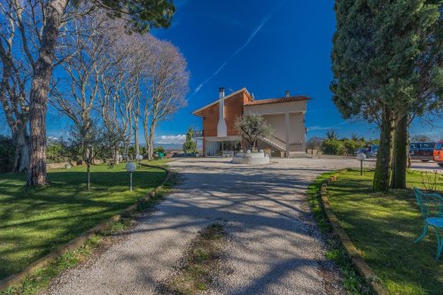 Villa a Ponti sul Mincio