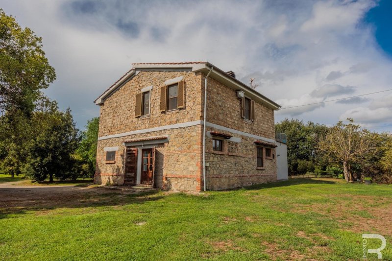 Casa de campo en Gavorrano