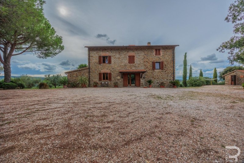 Country house in Magliano in Toscana