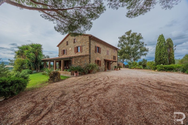 Casa di campagna a Magliano in Toscana