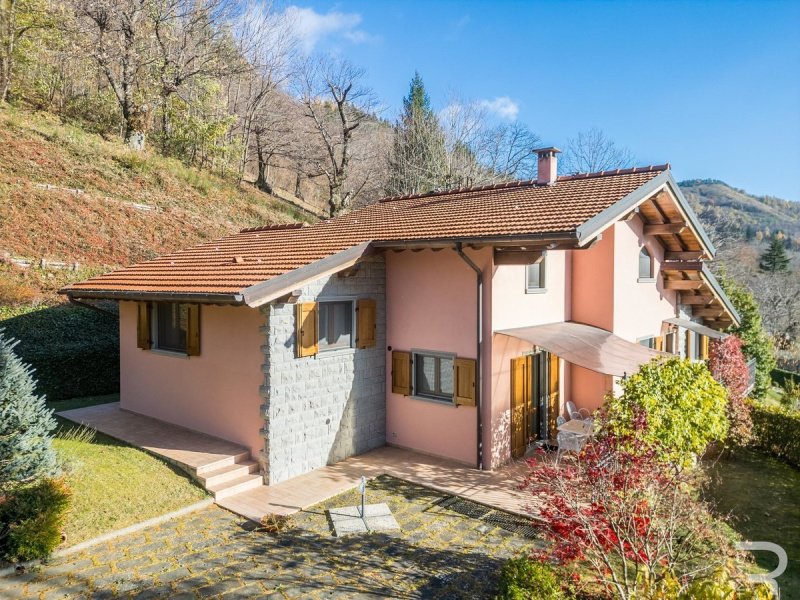 Вилла в Abetone Cutigliano