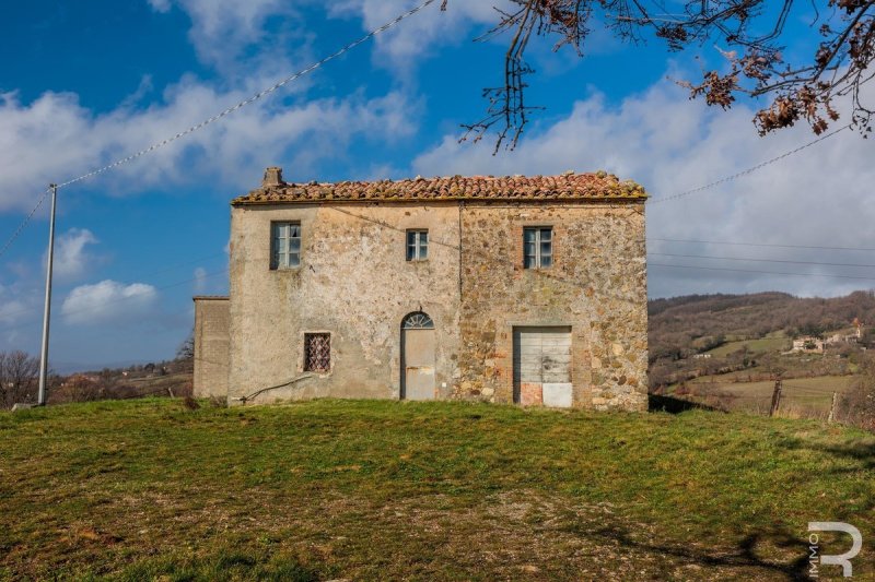 Casa de campo em Semproniano