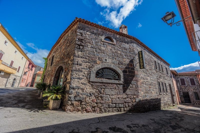 Commercial property in Ghilarza