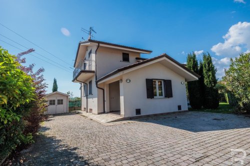 Villa in Massarosa
