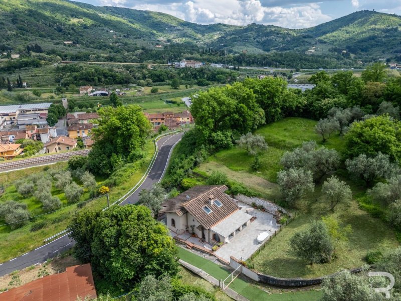 Villa in Serravalle Pistoiese