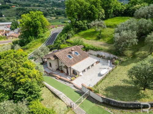 Villa in Serravalle Pistoiese