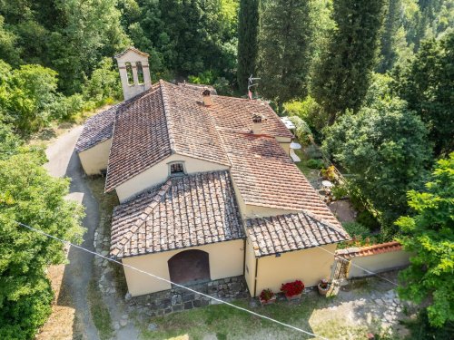 蓬塔谢韦乡间房屋